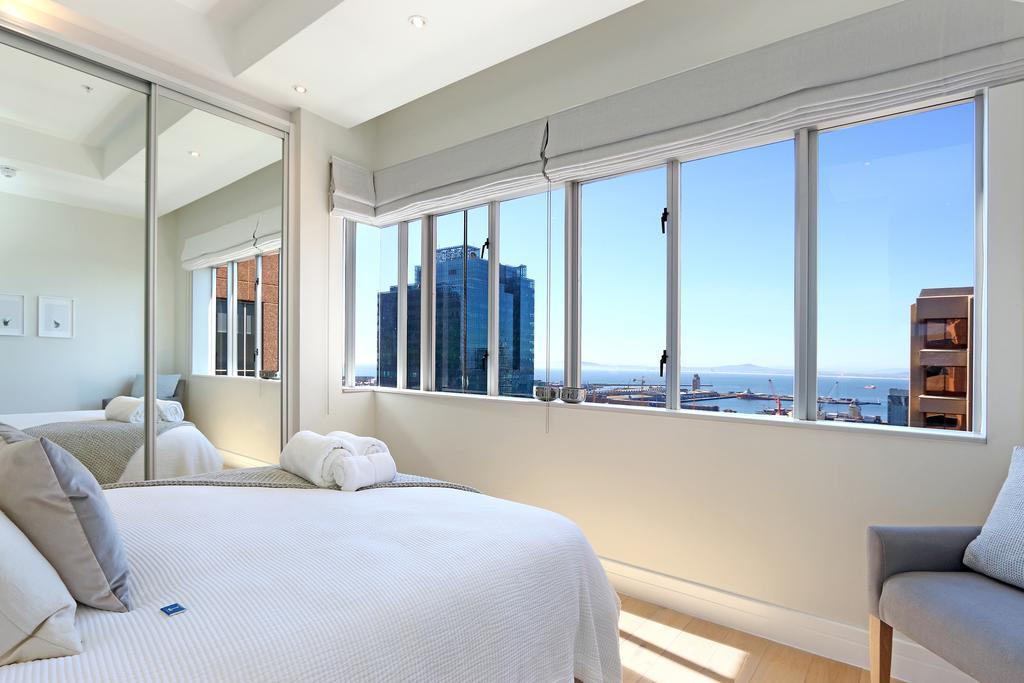 Triangle Luxury Suites By Totalstay เคปทาวน์ ภายนอก รูปภาพ
