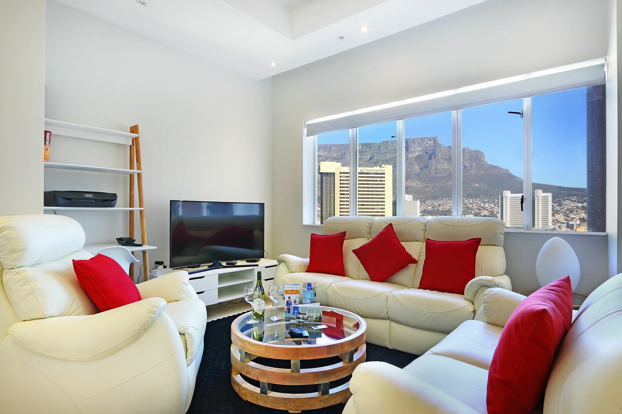 Triangle Luxury Suites By Totalstay เคปทาวน์ ภายนอก รูปภาพ